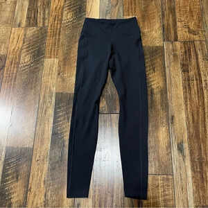 Nike‎ Women’s Dri Fit Black Ankle Length Leggings Size XS